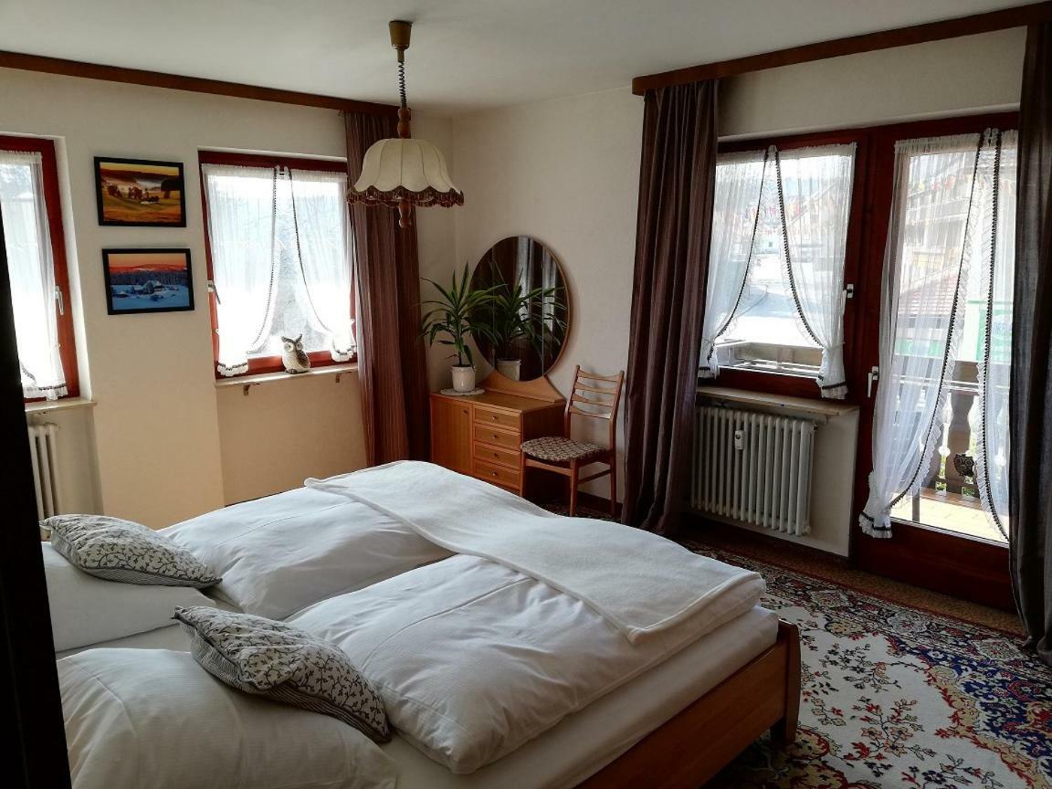 Hotel-Pension Zum Bierhaus Rötenbach Eksteriør billede